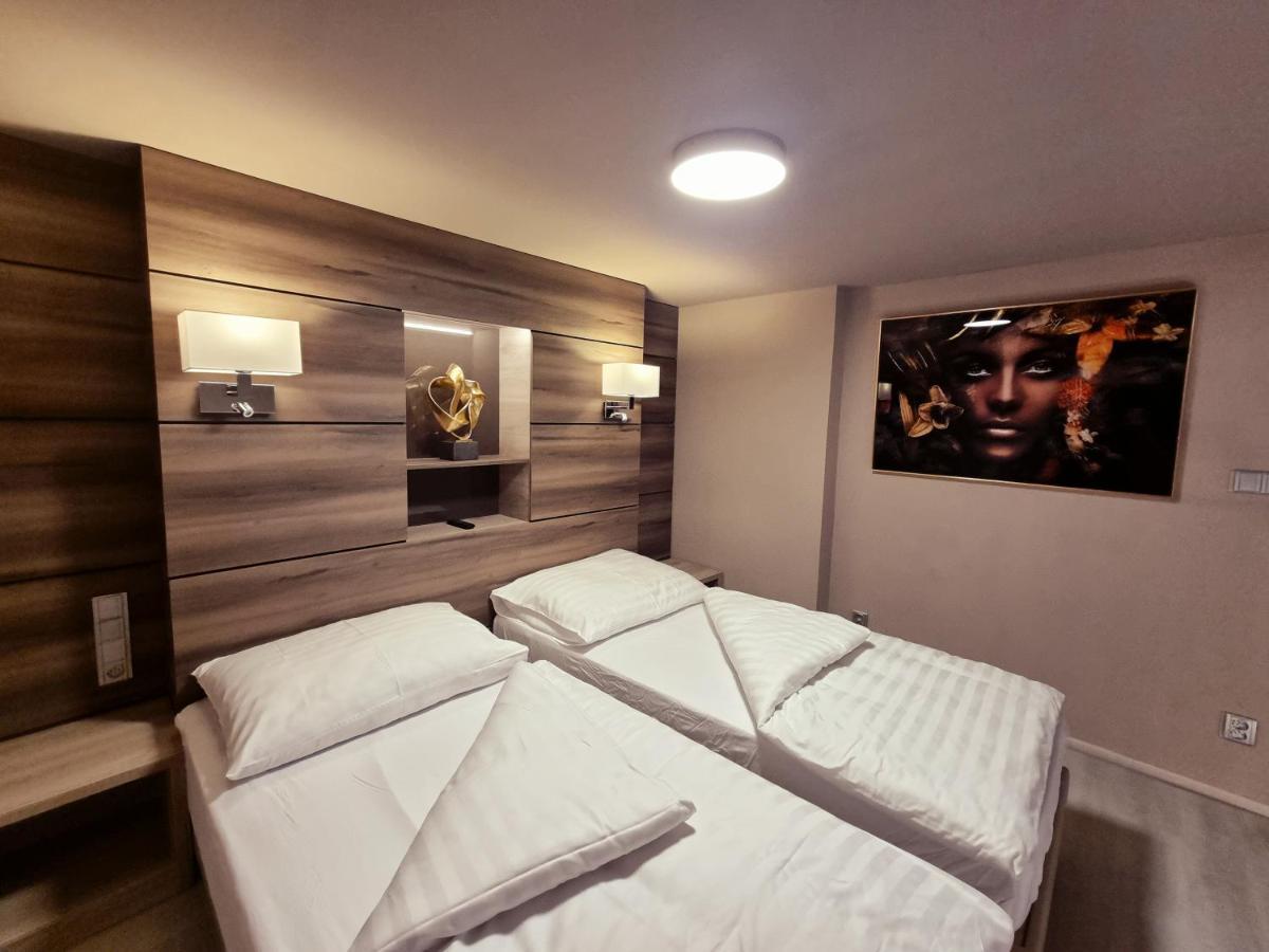 Apartmany Etenia Kadaň Exterior foto